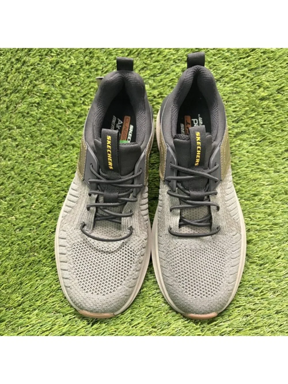 Skechers Neville Calhan Mens Size 8 Olive Black Athletic Running Shoes Sneakers